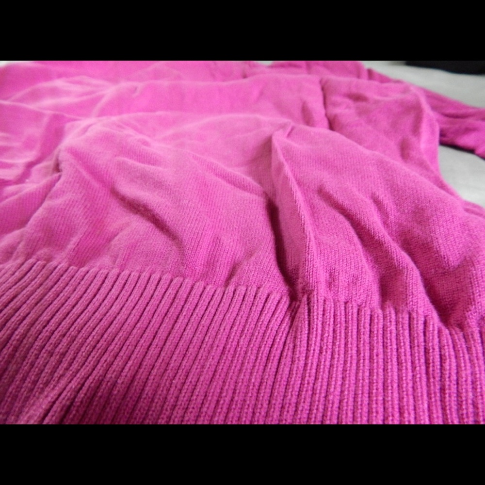 Sweater - Picture 5 of 5